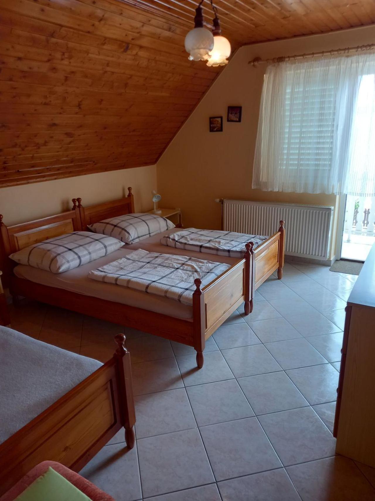Gizella Haz Apartment Keszthely Exterior photo