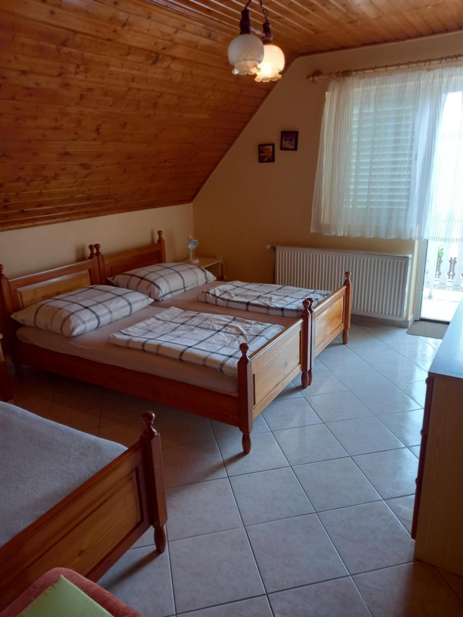 Gizella Haz Apartment Keszthely Exterior photo
